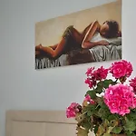 Denni's 3* Sarandë
