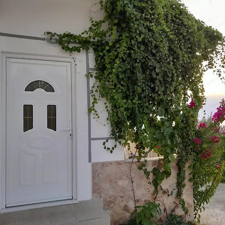 Gasthof Denni's Sarandë