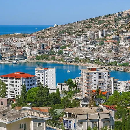 Denni's ゲストハウス 3*