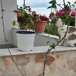 Denni's 3* Sarandë