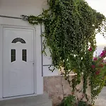 Pensión Denni's Sarandë