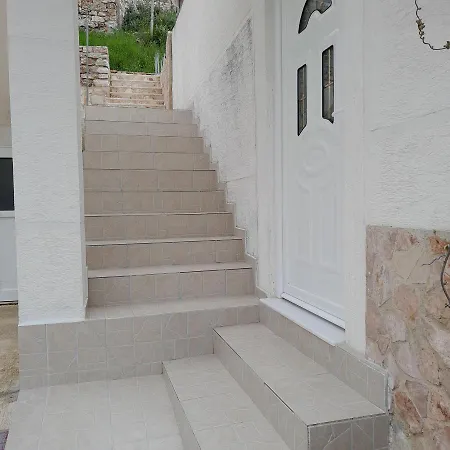 Denni's Гостевой дом