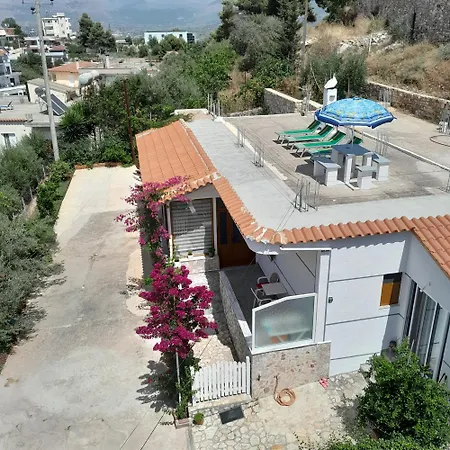 Denni's 3* Sarandë